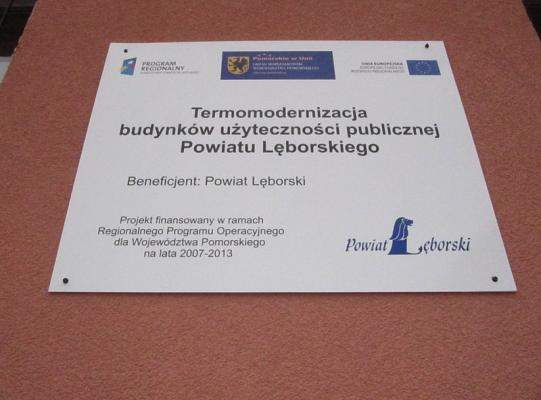 Dwa budynki PCE zmieniły kolorystykę