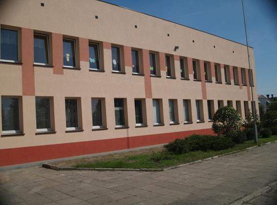 Dwa budynki PCE zmieniły kolorystykę