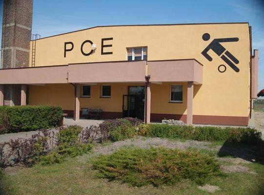 Dwa budynki PCE zmieniły kolorystykę